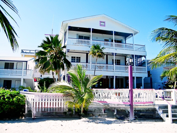 The Magnificent Holiday Hotel Frontage